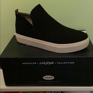 NEW Dr. Scholl’s No Worries Sneaker